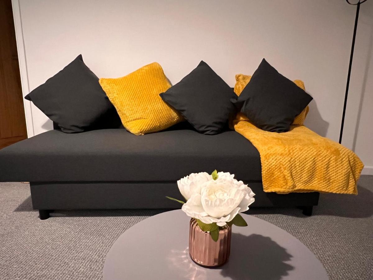 Superb Modern Flat In Northampton, Parking &Ev Apartment ภายนอก รูปภาพ